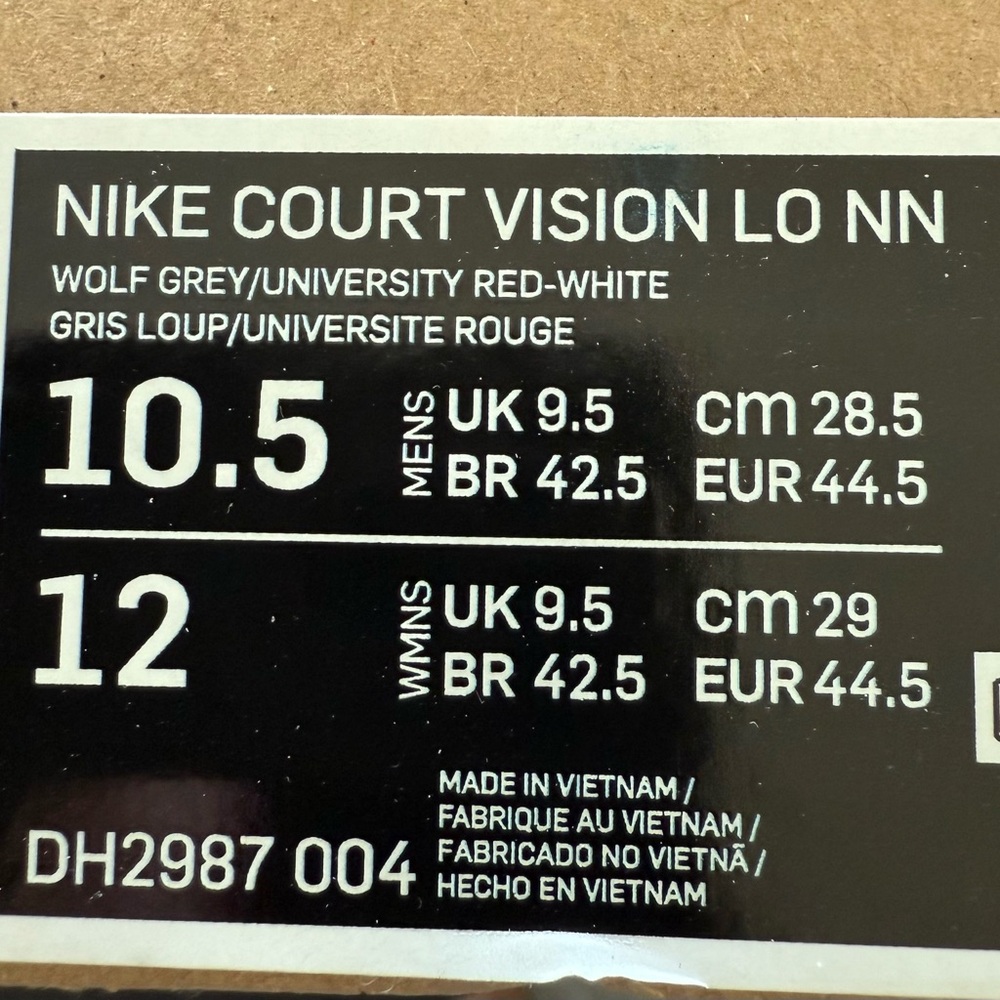 Nike Men's Light Gray and Red Sneakers - Picture 4 of 4